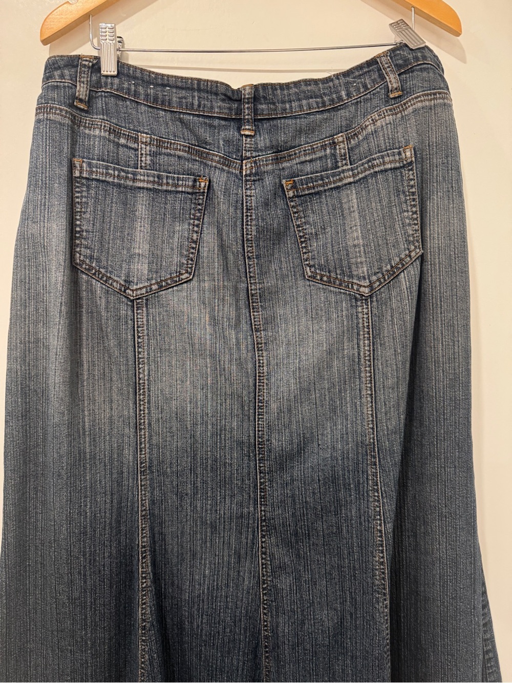 St. John’s Bay Vintage Stretch Denim Midi Skirt Size 14 - Picture 6 of 6